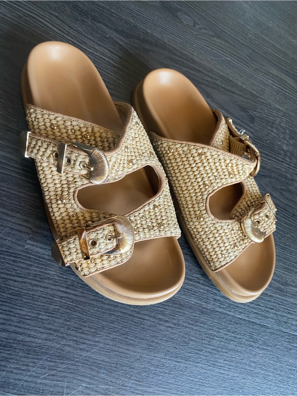 Steve Madden studded raffia slide sandals in size 8M. bronze gold
